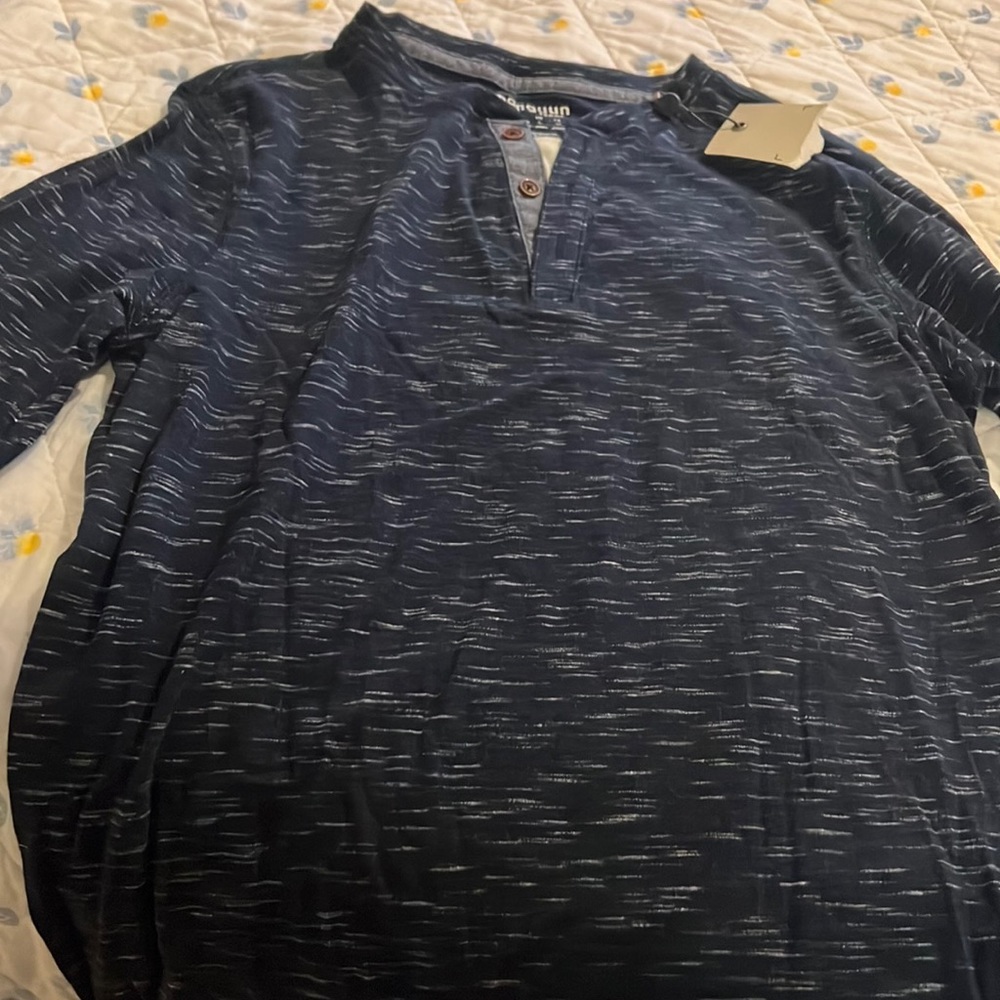 Manguun Boys top L (10-12)